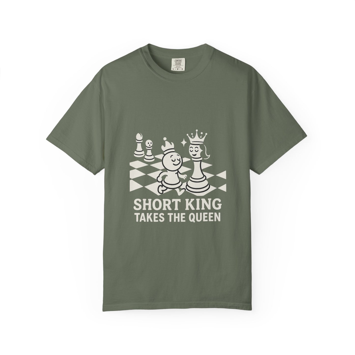 Short King Takes the Queen – Funny Chess Love T-Shirt