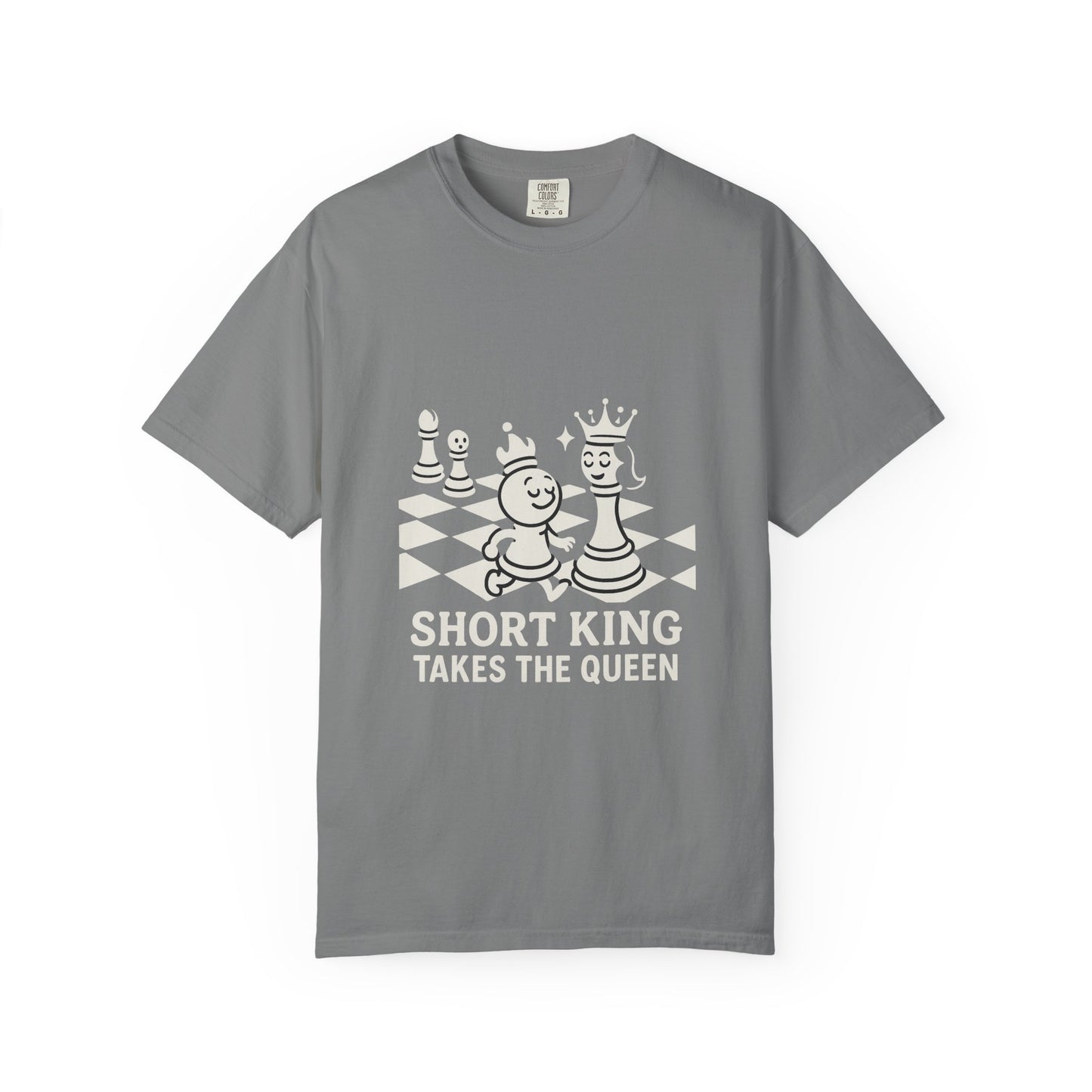 Short King Takes the Queen – Funny Chess Love T-Shirt
